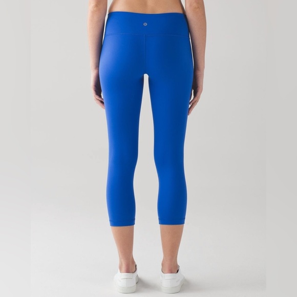Lululemon Wunder Under Crop III (21”) – Cerulean Blue, Size 6 - Picture 4 of 10